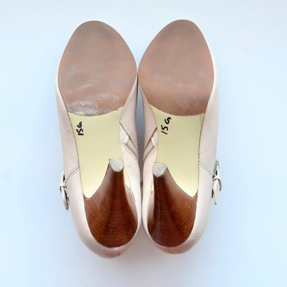 Alfani Shirlee Cream Leather Almond Toe Heeled Ankle Boots Booties 8.5 - Picture 6 of 15